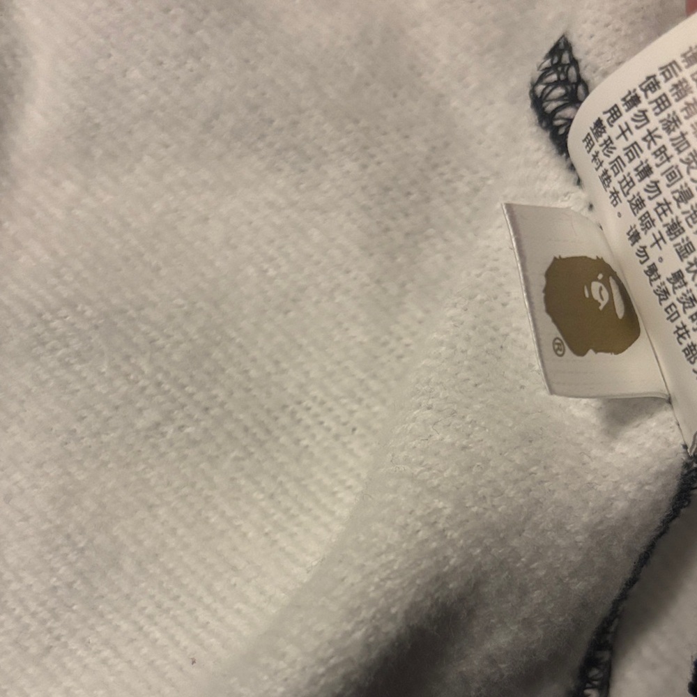 Bape Hoodie - Picture 4 of 5